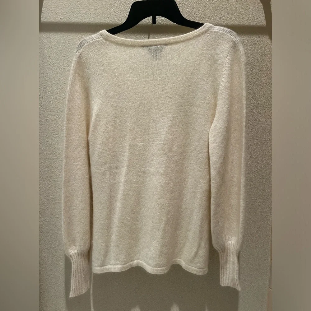 CLEARANCE NWT Boston Proper Women’s Medium White Bedazzled V-Neck Angora Sweater - Picture 2 of 10